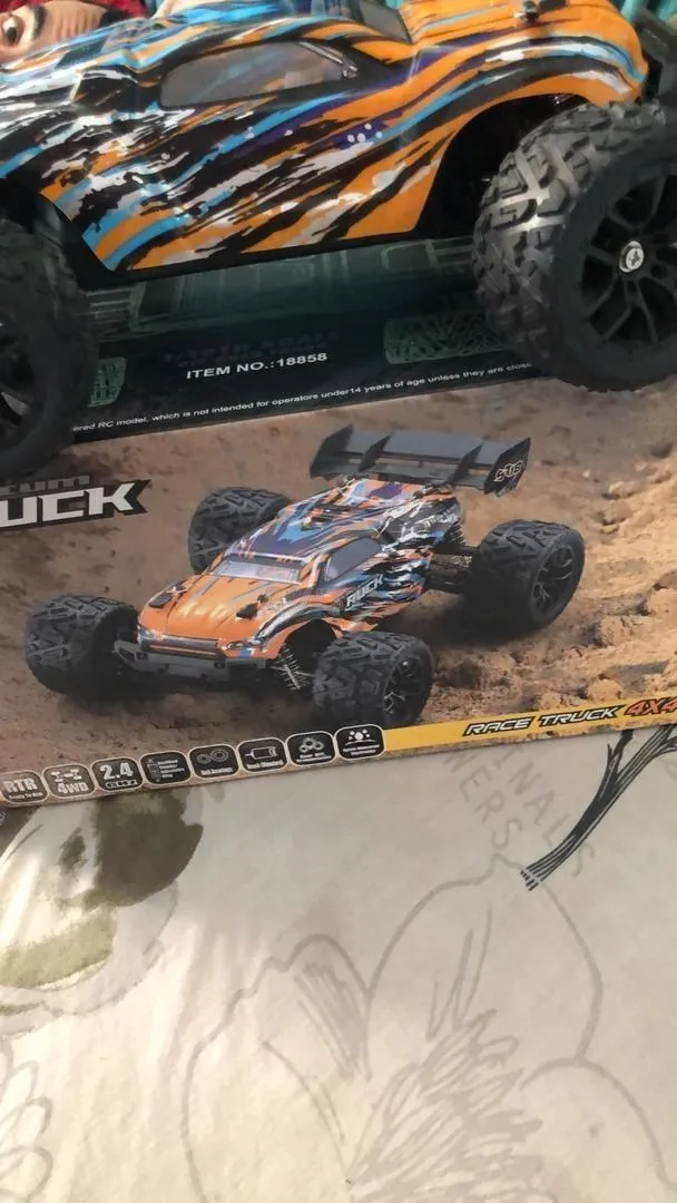 Voiture Télécommandée RC 4x4 – Tout Terrain –