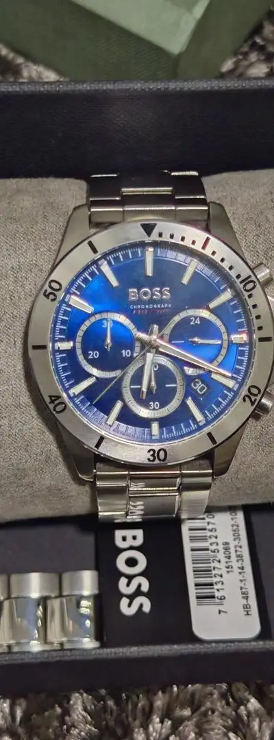 Montre BOSS originale