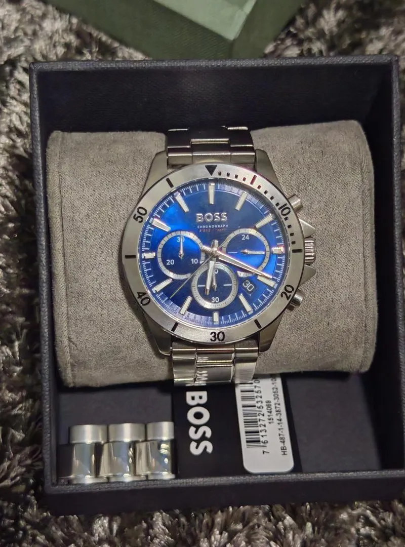Montre BOSS originale
