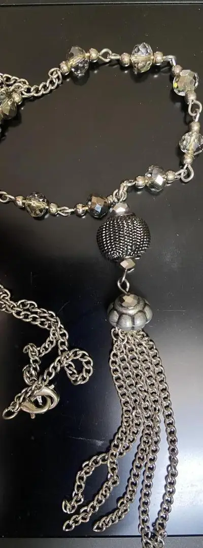 Collier long argenté