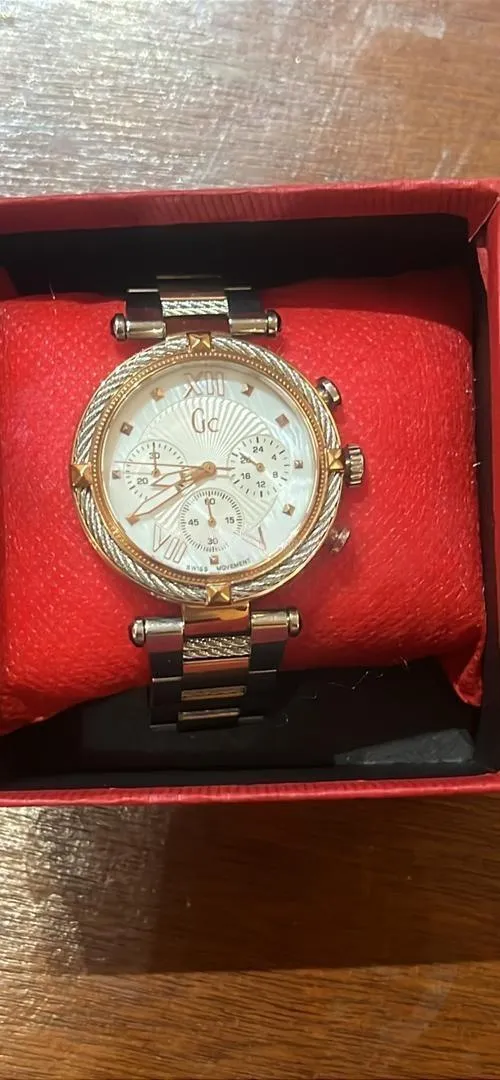 Montre GC originale pour femme