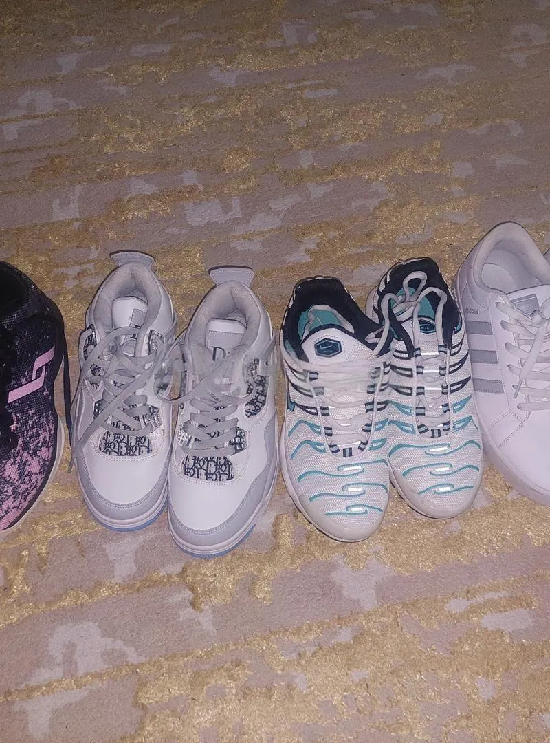 Lot de chaussures