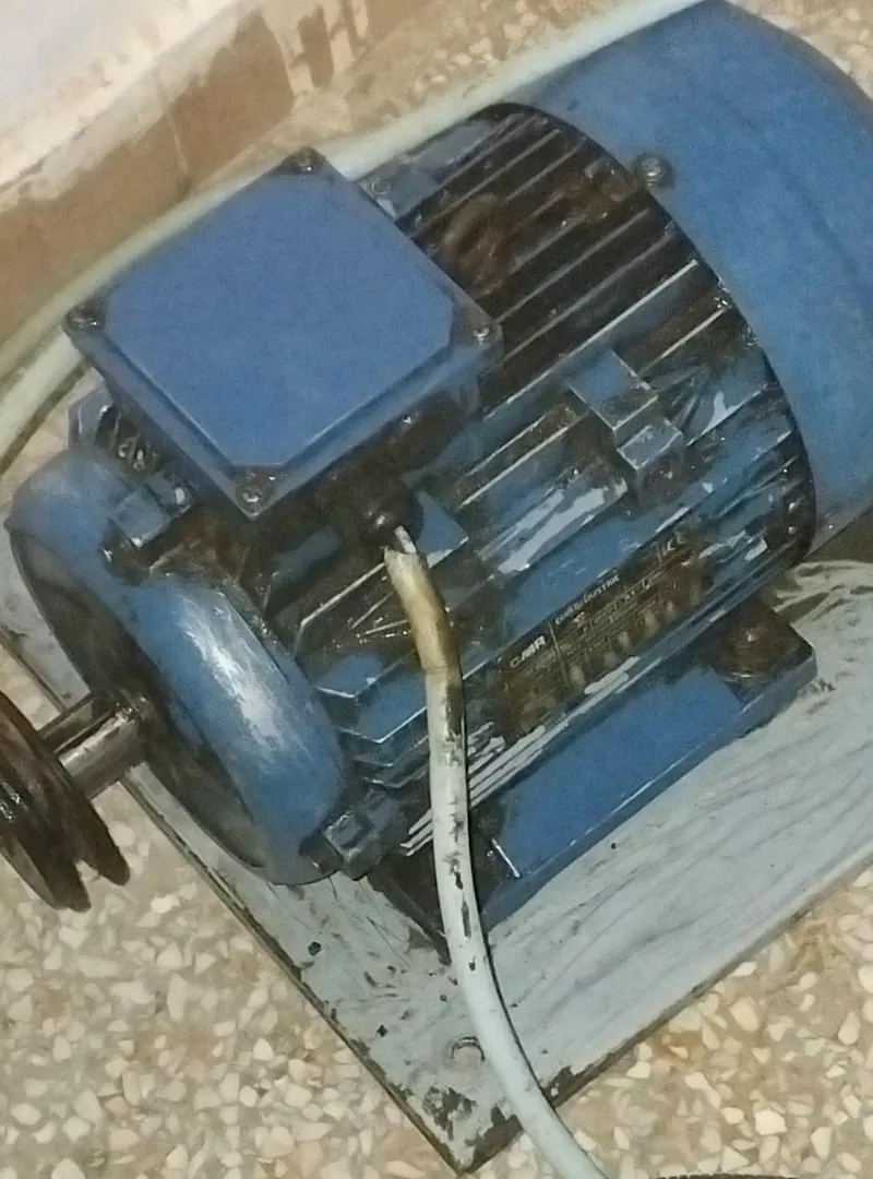 Moteur 3cv 380V 1400 tours