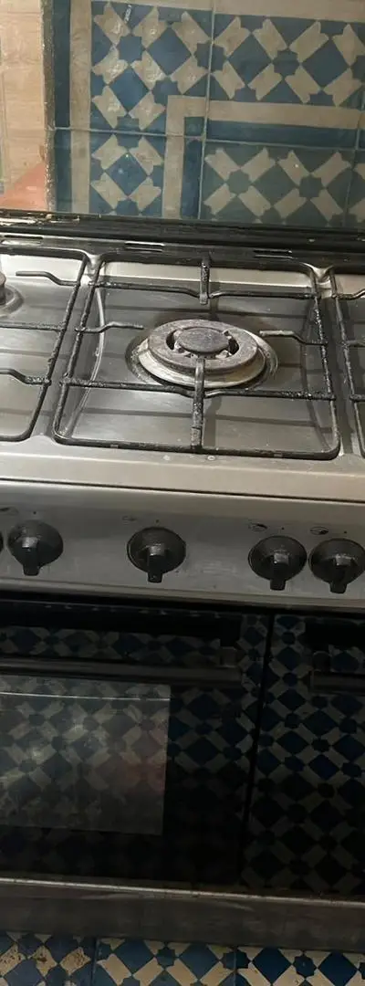 Cuisinière à gaz KROHLER en bon état
