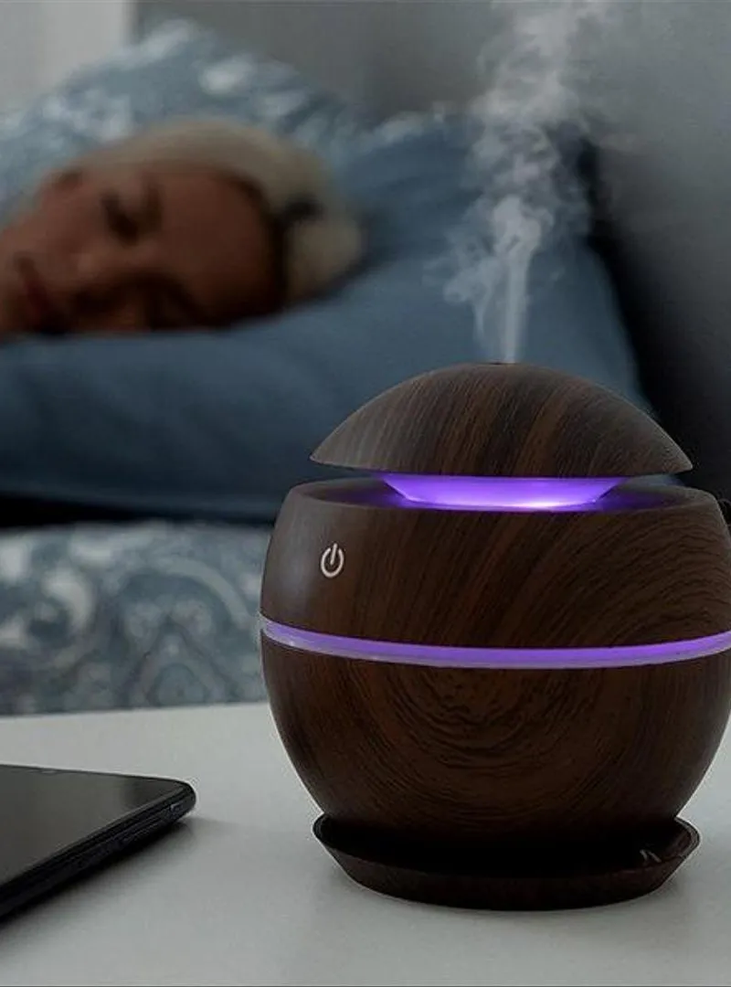 Diffuseur bois foncé pour atmosphère relaxante