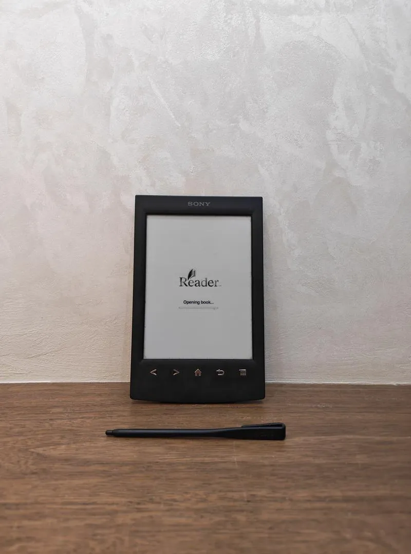 Lecteur Sony Modèle PRS-T2 Avec Stylo Original