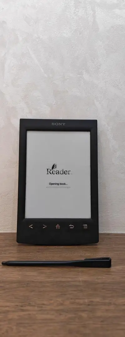 Lecteur Sony Modèle PRS-T2 Avec Stylo Original