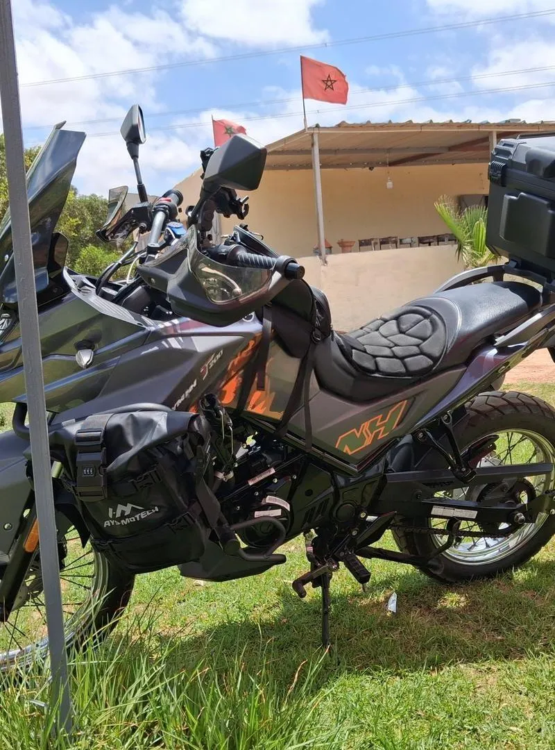 Sym Nht 200 comme neuve 5500 km