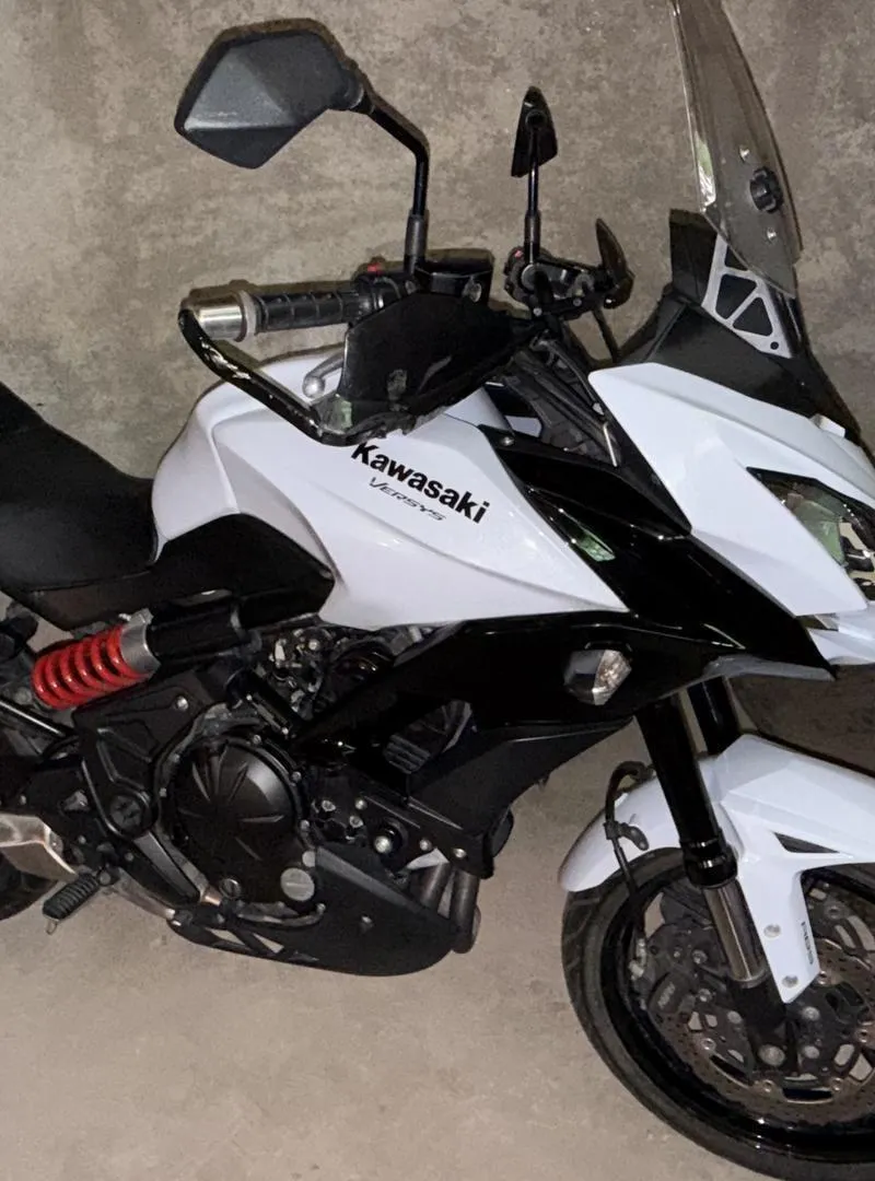 Kawasaki Versys première main faible kilométrage
