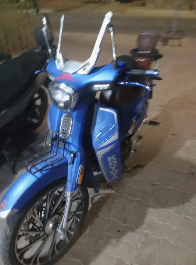 Moteur pur 110, sans défaut, d'origine. 150 mille riyals
