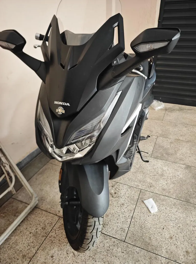 Honda Forza 350