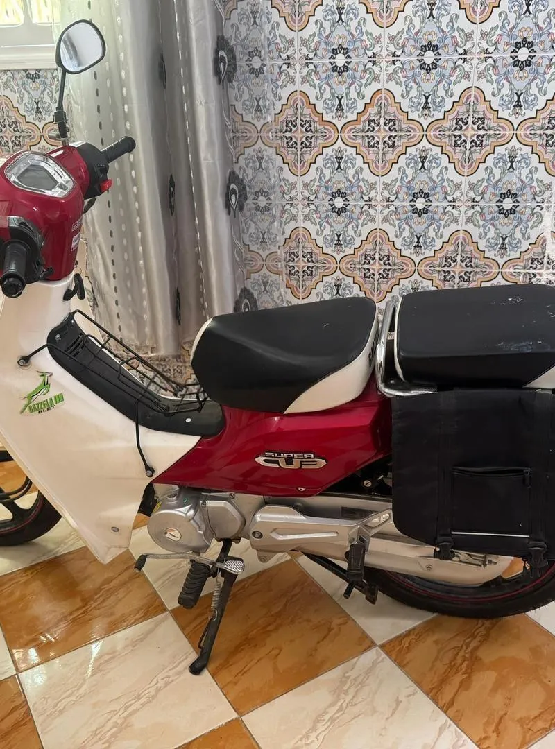 Moto Gazzela négociable