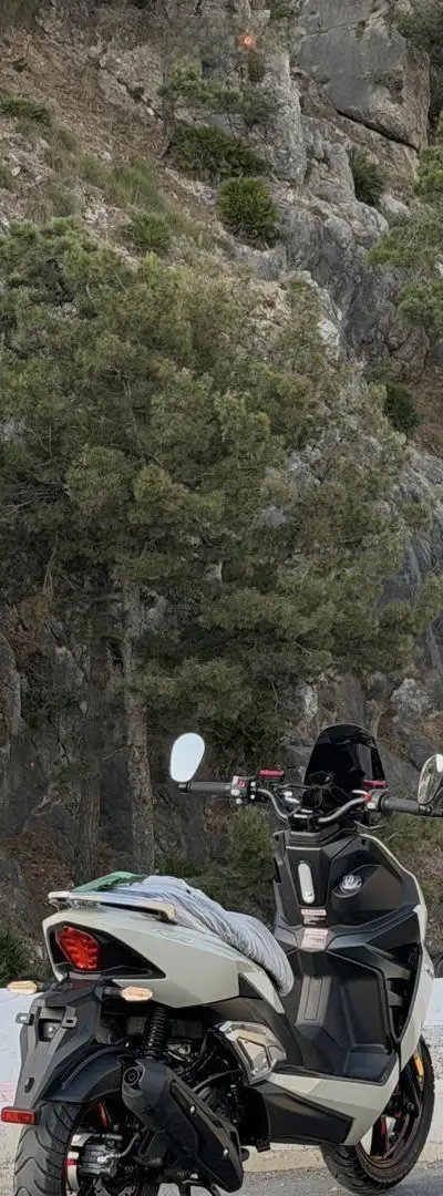 Moto Becane R9