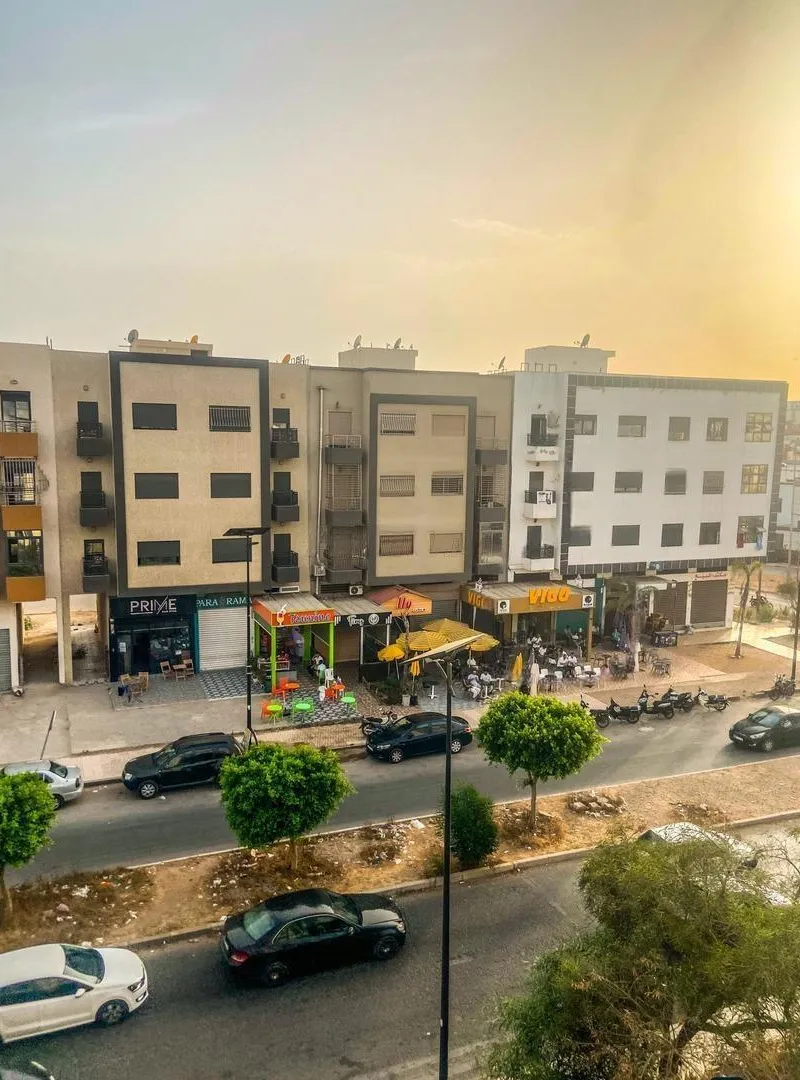 Appartement meublé à louer pour un an, réservé aux familles