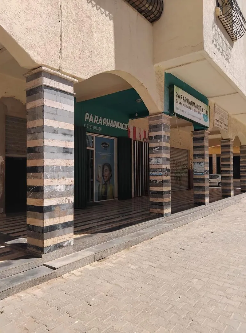Local commercial 38 m² Chouka
