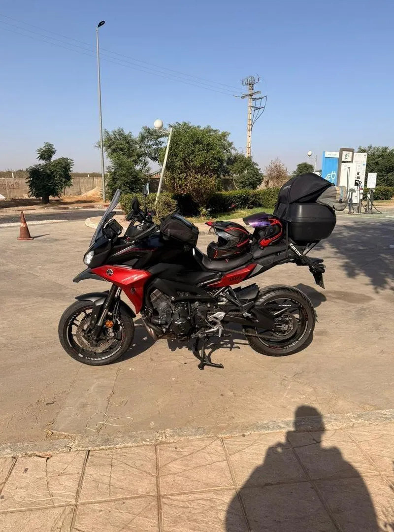 Tracer 900