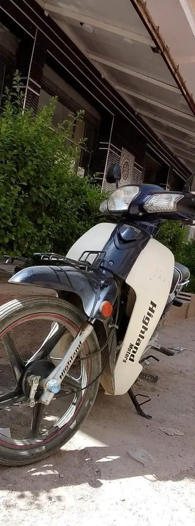 Moto à vendre Highland Motors