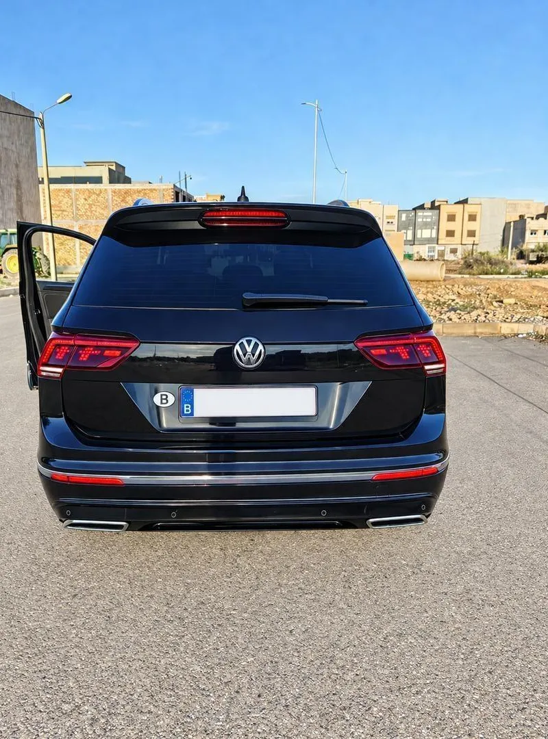 VW Tiguan Pack R line Allspace 5 places