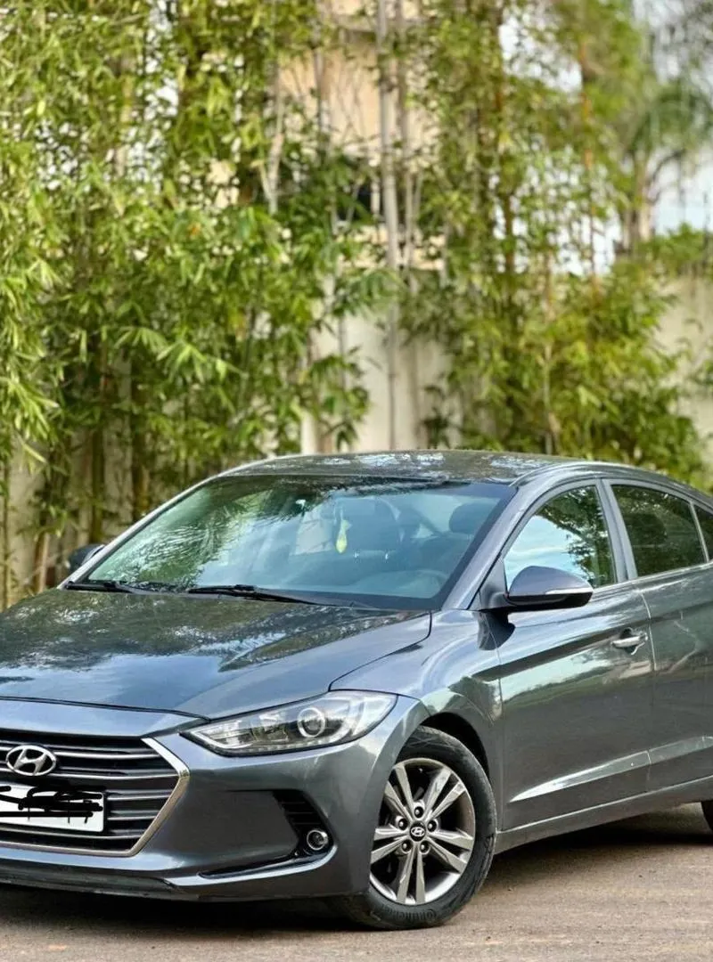 HYUNDAI ELANTRA GLS