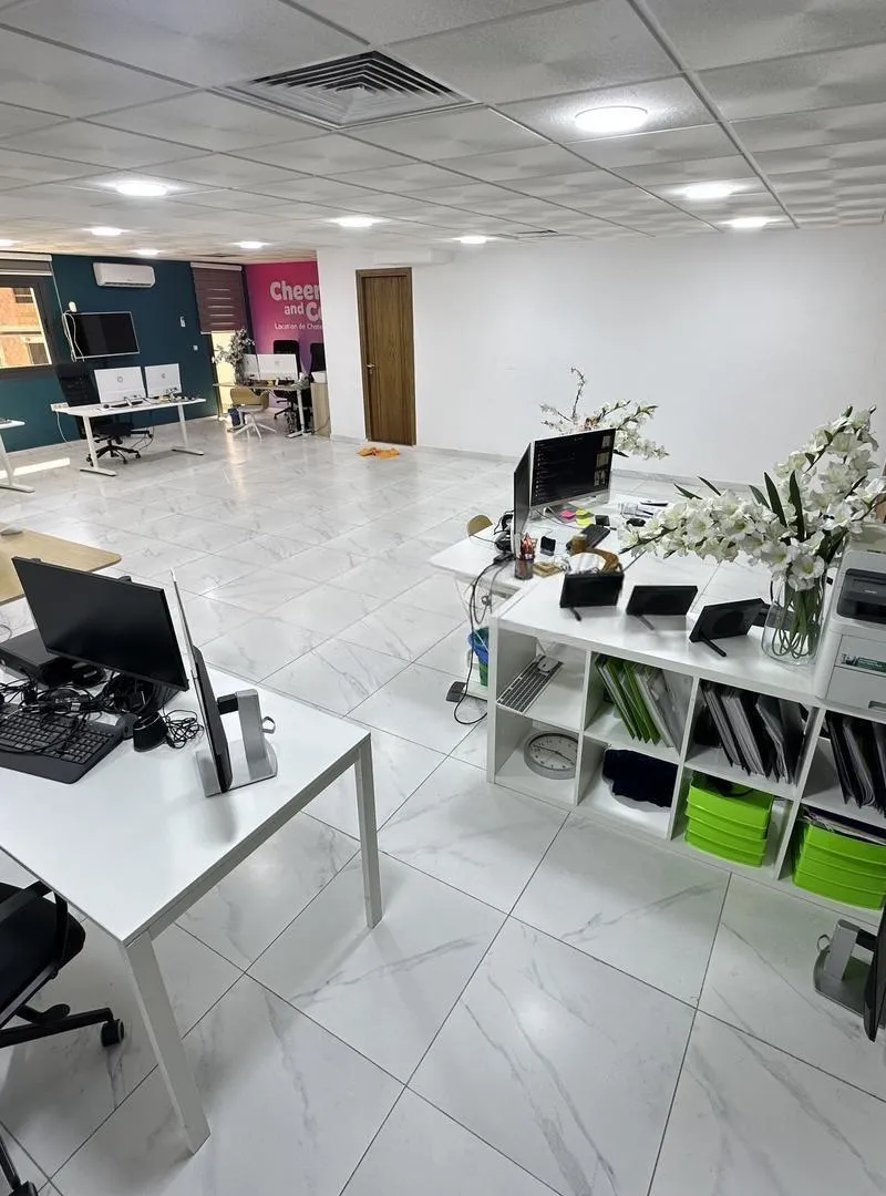 📍 Bureau neuf à louer – 88 m² – Centre-ville