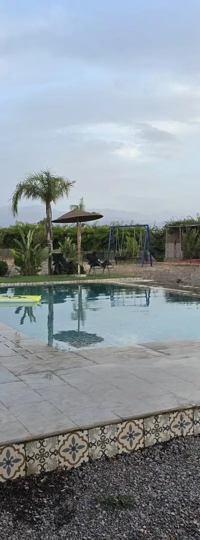 Petite ferme . piscine