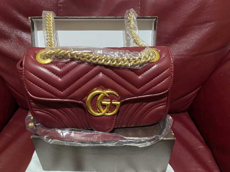 Sac bandoulière femme bordeaux matelassé