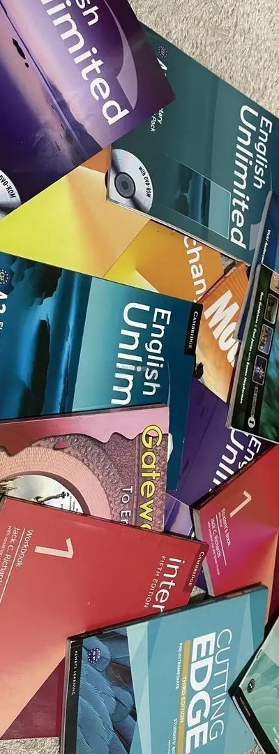 Livres Centre Americain et British Council
