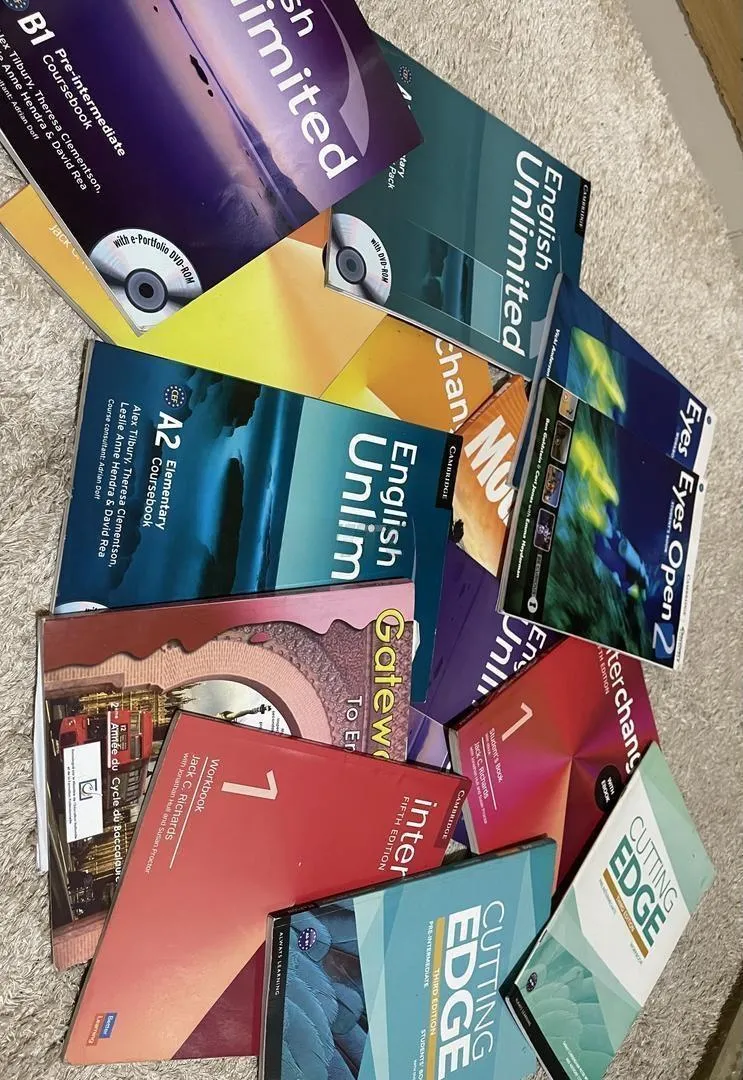 Livres Centre Americain et British Council