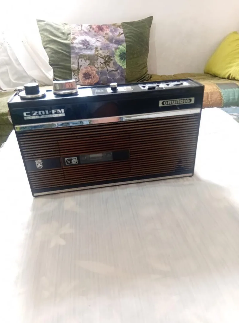 Radio et magnétocassette classique allemand