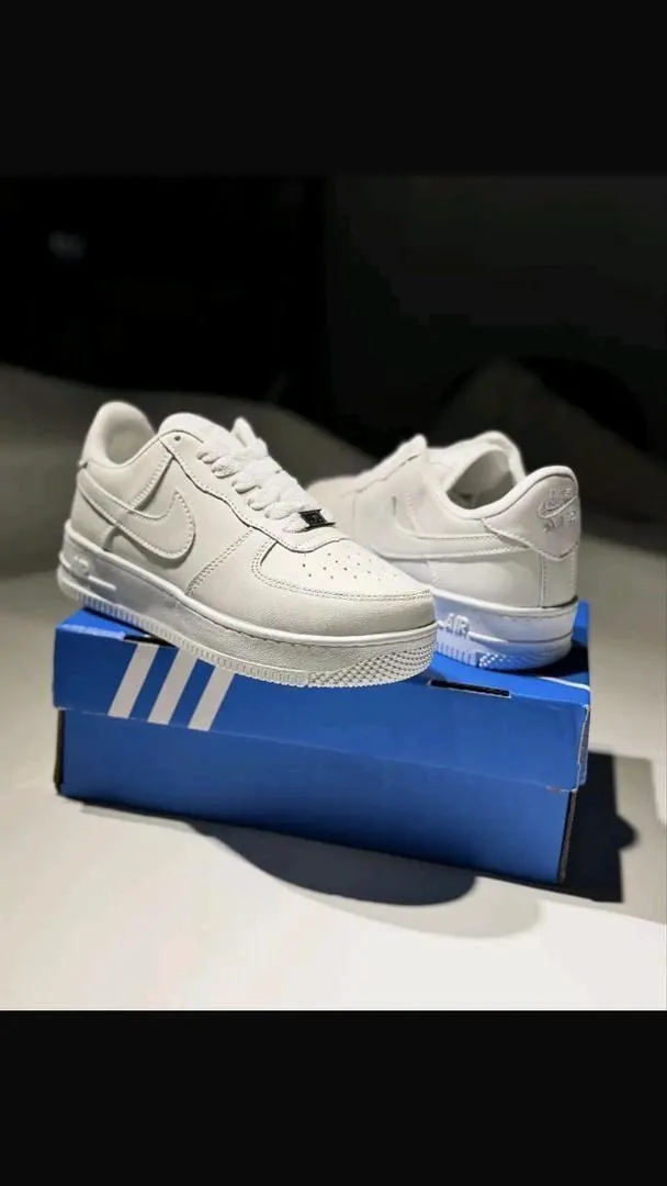 Air Force blanches taille 40
