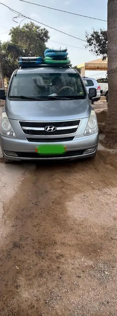 Hyundai H1 Diesel 9 places 2013