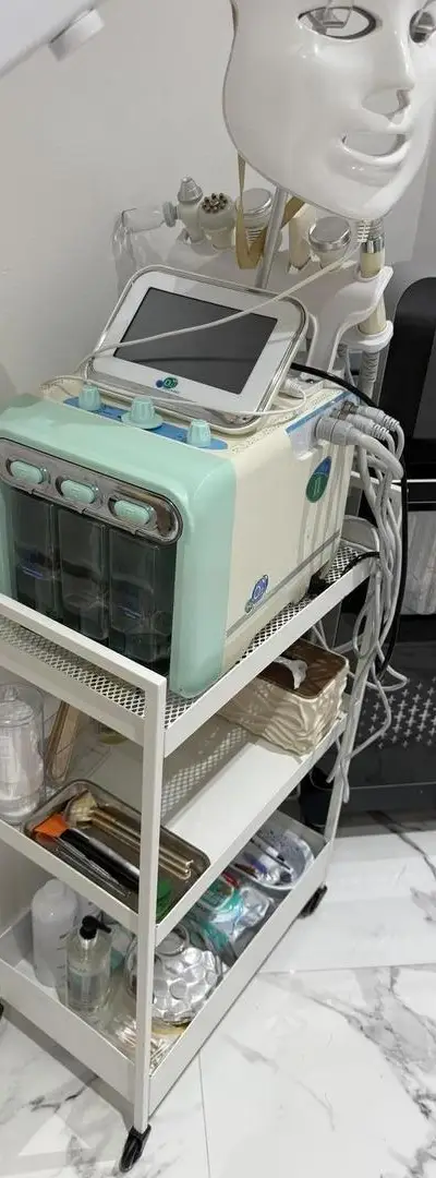 Machine Hydrafacial