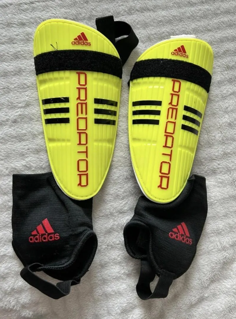 Protège-tibias Adidas Predator