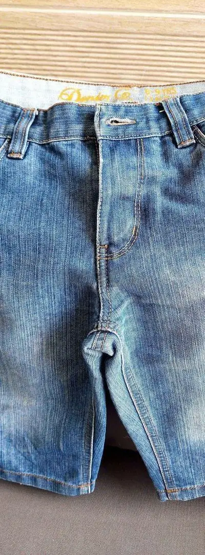 Short bleu