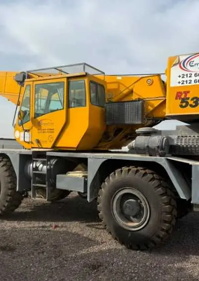 Grue tout-terrain 30t à vendre
