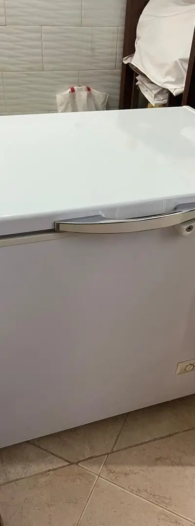 Rangée de la salle de bain inférieure