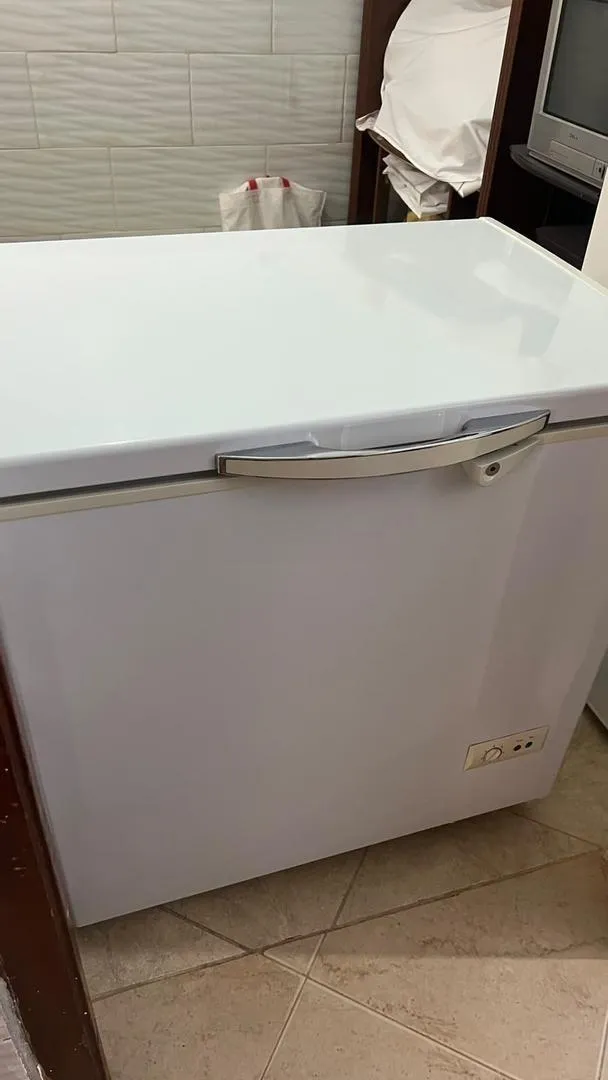 Rangée de la salle de bain inférieure