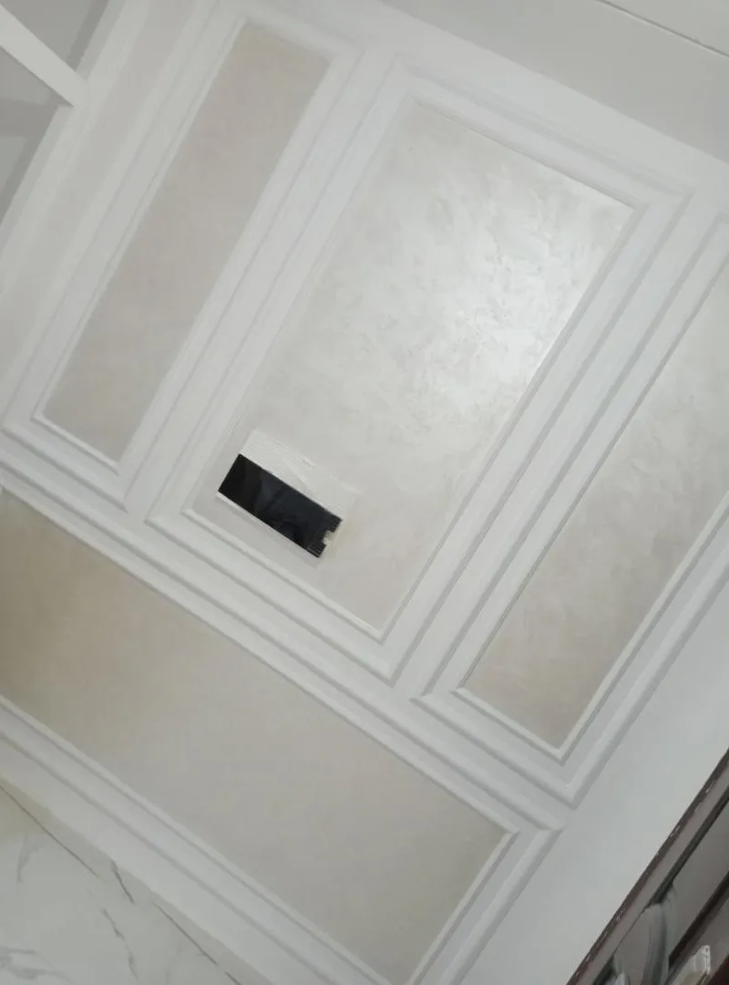 Travaux de peinture, pose de papier peint