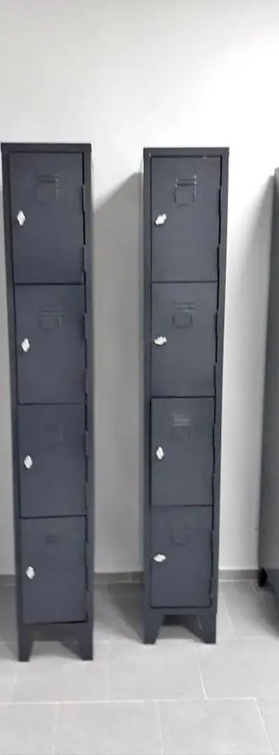 Vestiaire de salle de sport casier robuste/lit