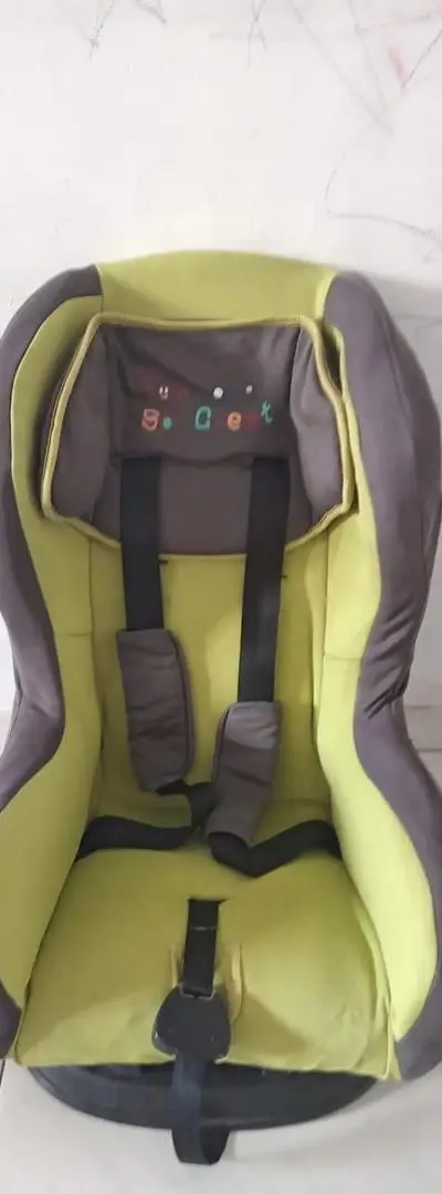 Siège auto pour bébé