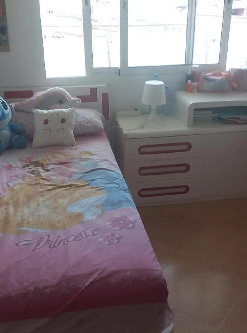Chambre à coucher Enfant (Fille)
Bois de chêne