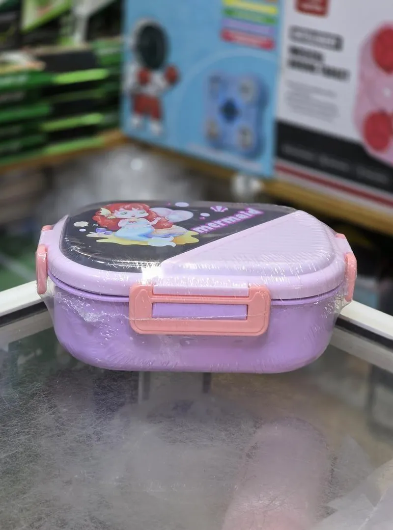 Je propose des boîtes alimentaires pratiques et sûres pour enfants.