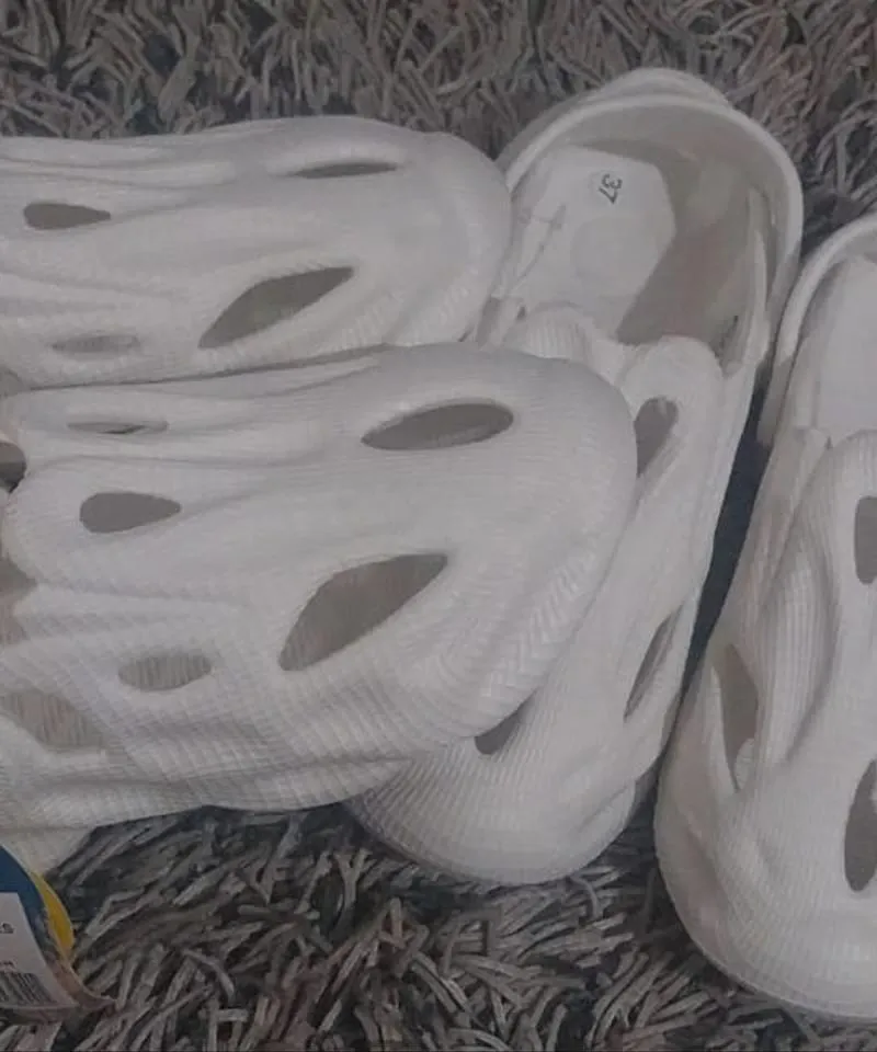 Crocs blanches
