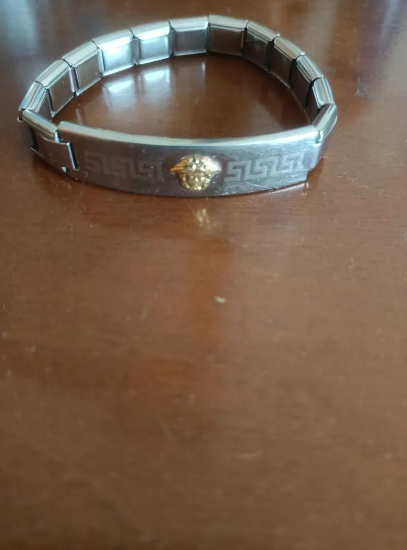 Superbe bracelet tête de Méduse en or 18k