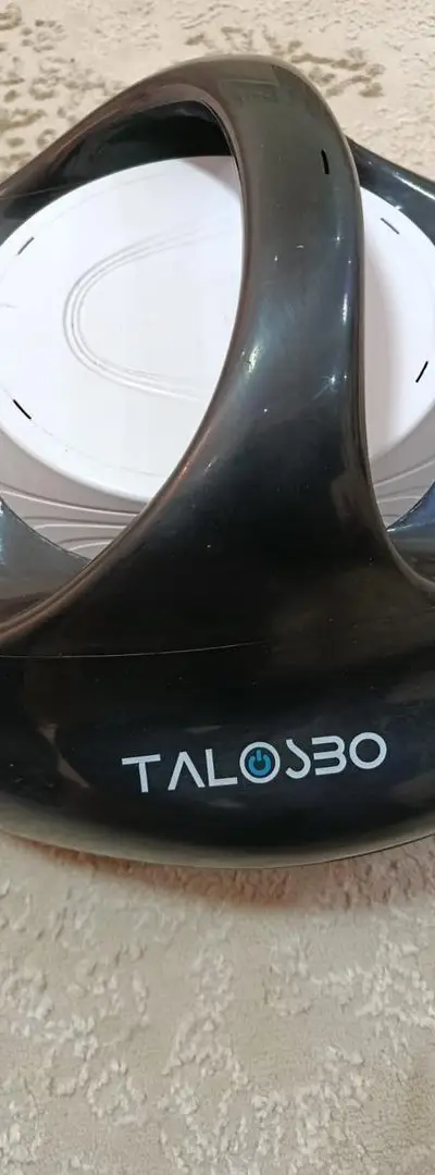 Aspirateur robot nettoyeur de piscine avec chargeur