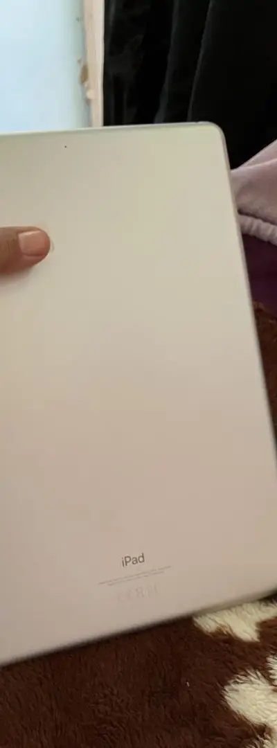 iPad 8 128g officiel 2300dh Allemagne