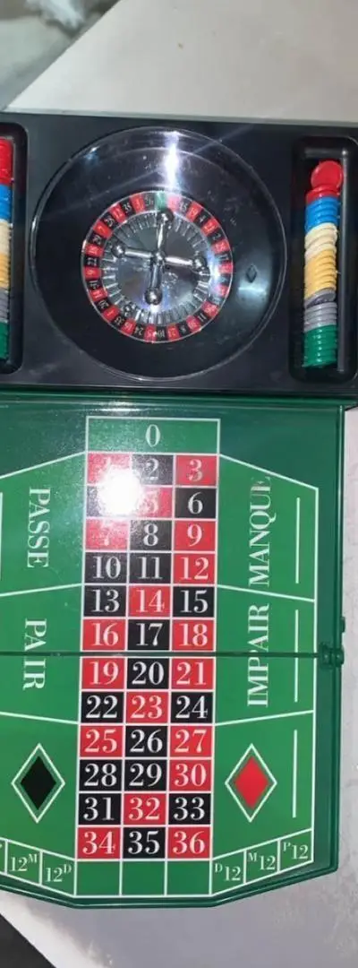 Roulette ou 2 cartes de lancer