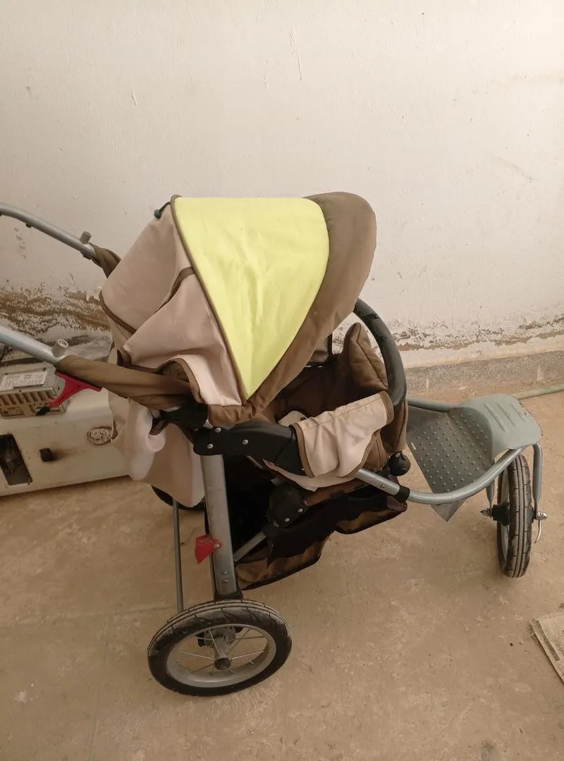 2 poussettes chaise 