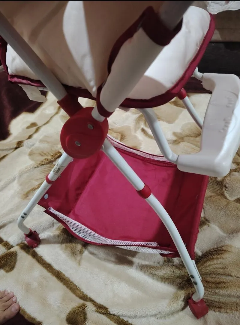 Chaise haute pour enfant