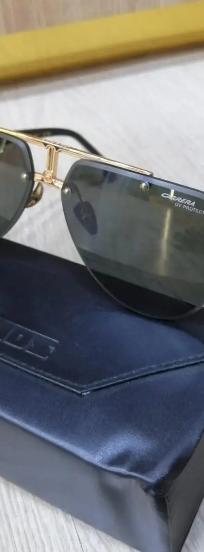 Lunettes de soleil Carrera